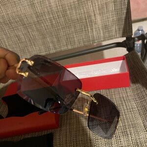 Elegant Gold and Black Sunglasses